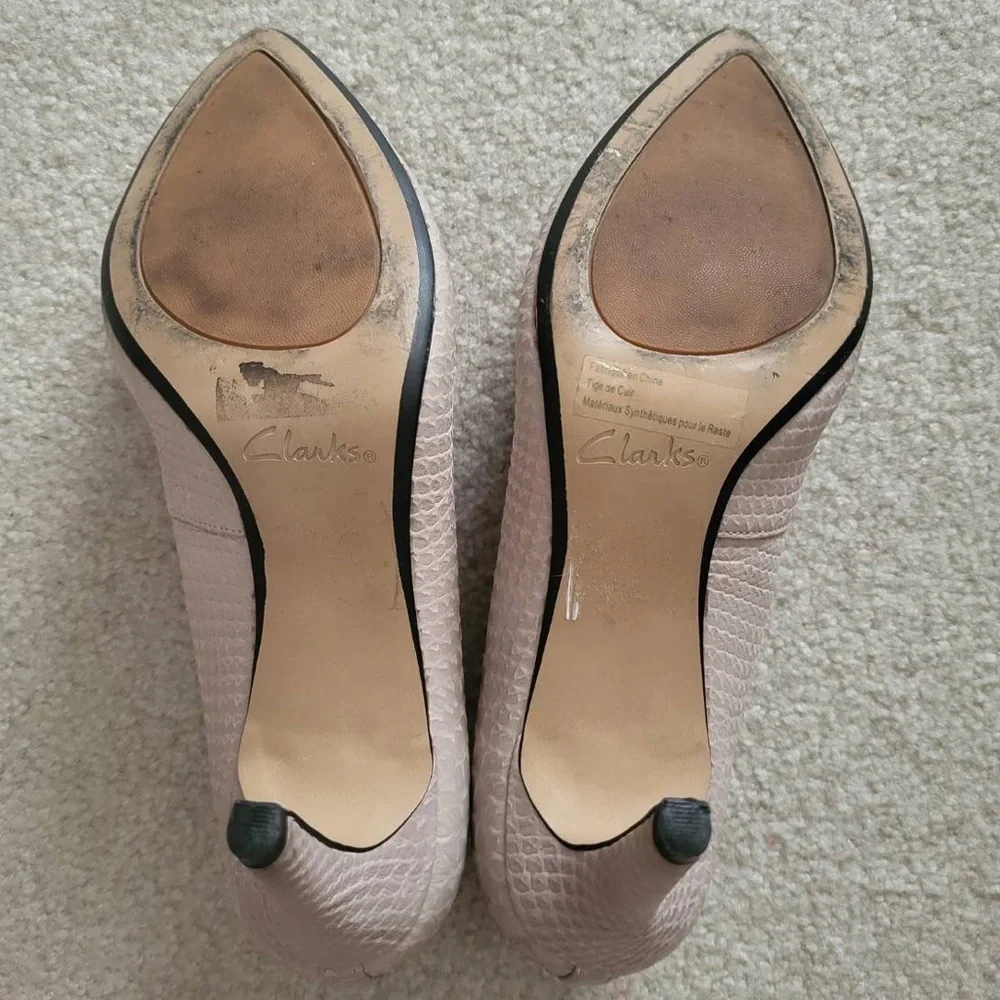 Clarks Dalhart Sorbet Beige Pumps - Picture 3 of 5